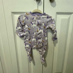 Magnetic Me Newborn Unicorn Footies